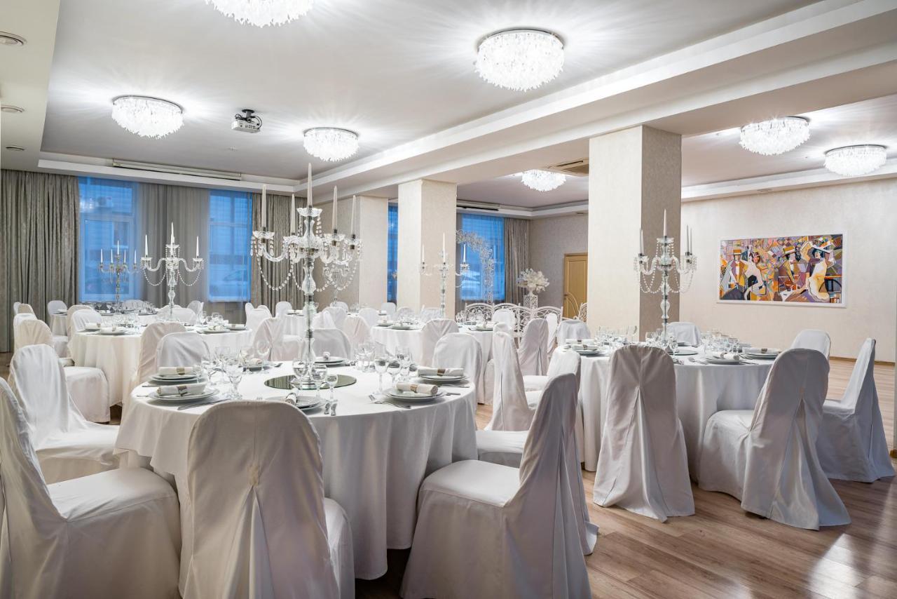 Arcadia Hotel Oldenburg Bagian luar foto