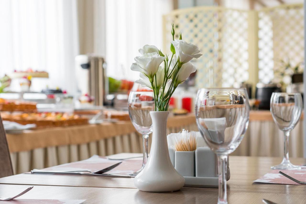 Arcadia Hotel Oldenburg Bagian luar foto