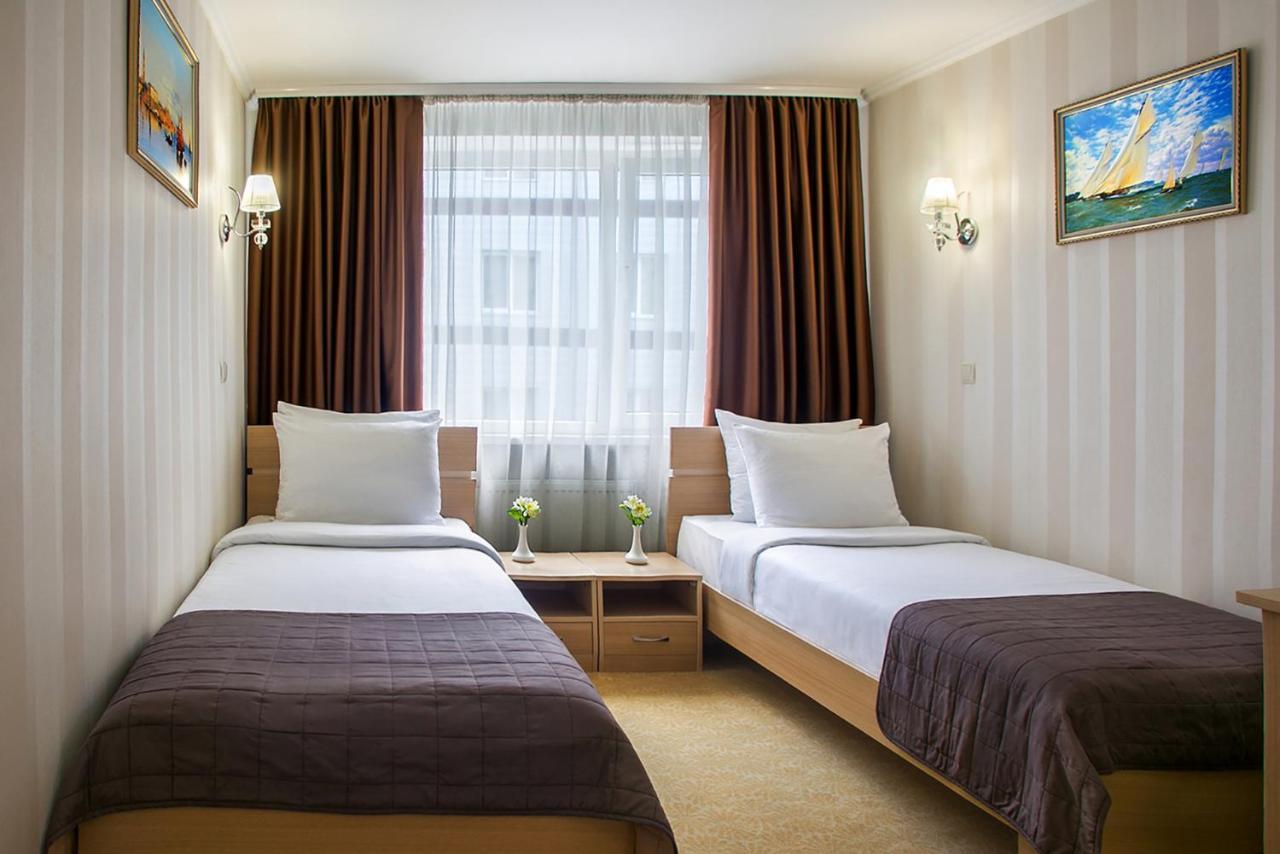 Arcadia Hotel Oldenburg Bagian luar foto