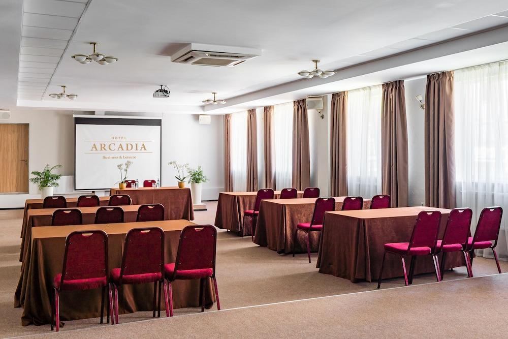 Arcadia Hotel Oldenburg Bagian luar foto